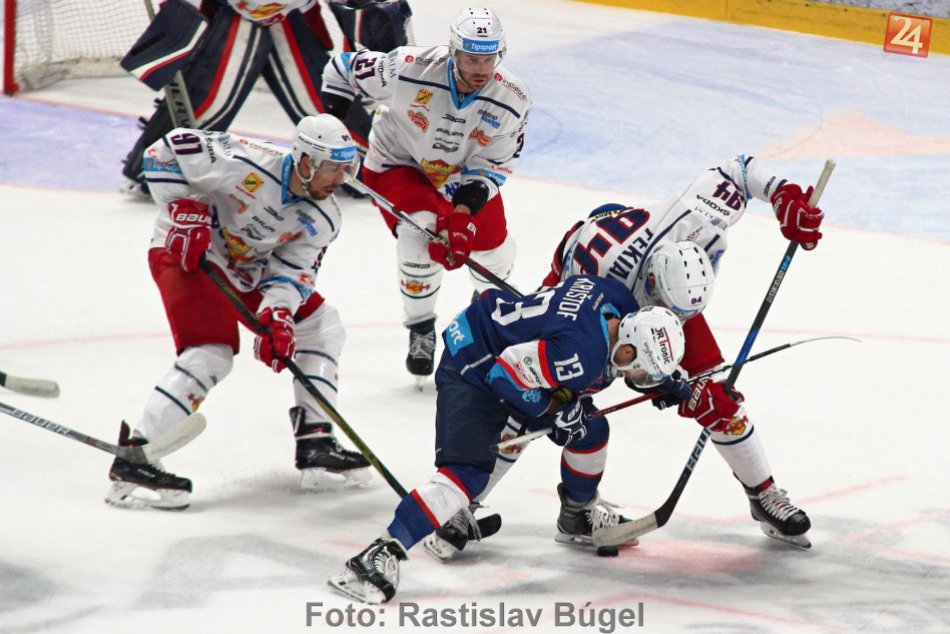 Ilustračný obrázok k článku Tréner HKM Mikula po domácej prehre s Nitrou: Samostatné nájazdy sme spackali