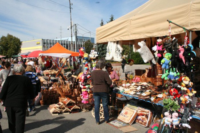 Ilustračný obrázok k článku Obľúbený Šuriansky jarmok je tu už o niekoľko dní: Takýto je PROGRAM podujatia