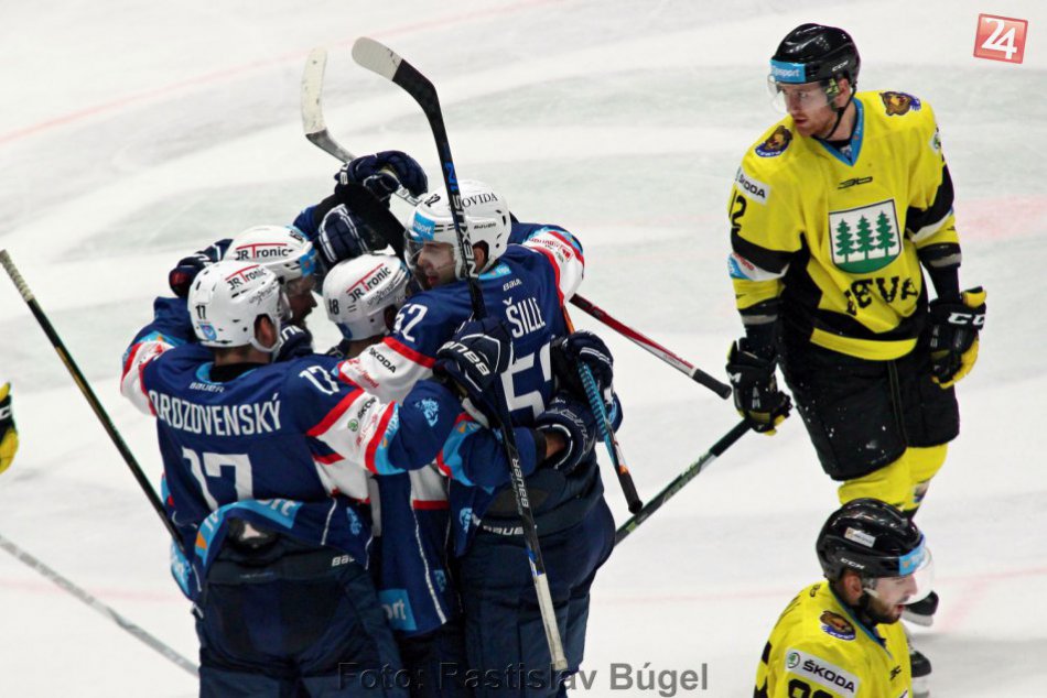 Ilustračný obrázok k článku FOTO: Hokejisti Nitry odčinili prehru so Žilinou, doma porazili nováčika z Detvy