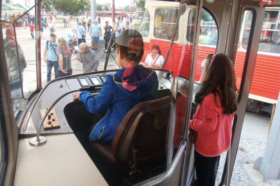 Ilustračný obrázok k článku Deň otvorených dverí DPB odhalí Bratislavčanom historické aj nové vozidlá