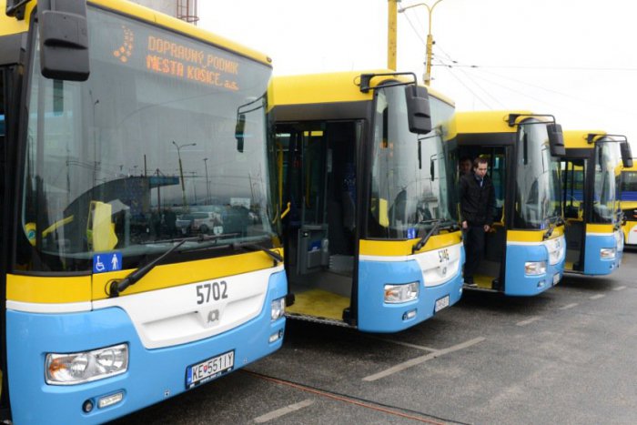 Ilustračný obrázok k článku Koronavírus: Opatrenia Košického kraja ovplyvnia aj cestovanie autobusmi