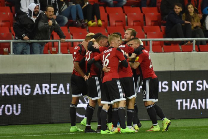 Ilustračný obrázok k článku Fortuna liga má po 9. kole nového lídra: Nitra prehrala v Trenčíne