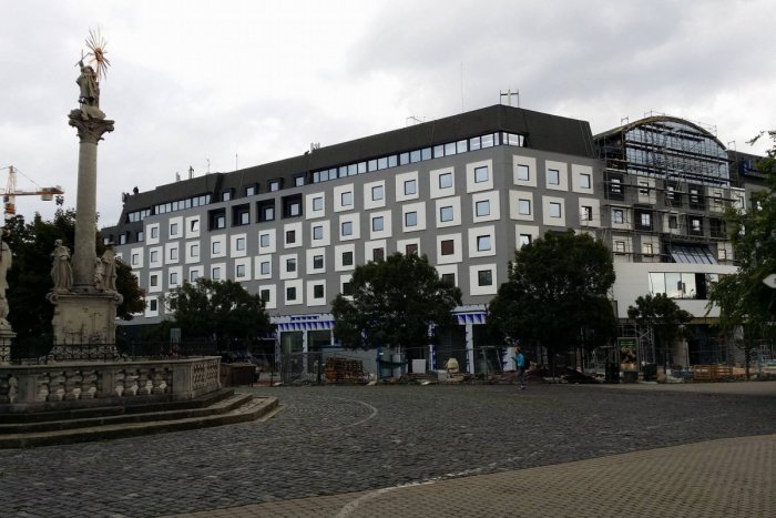 Ilustračný obrázok k článku Ako ste hlasovali? Najhorším zásahom do vzhľadu mesta je podľa vás rekonštrukcia hotela Danube