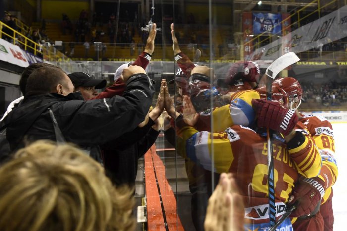 Ilustračný obrázok k článku Spanilá jazda hokejistov z Trenčína: Dukla nenašla premožiteľa, ZOZNAM výsledkov