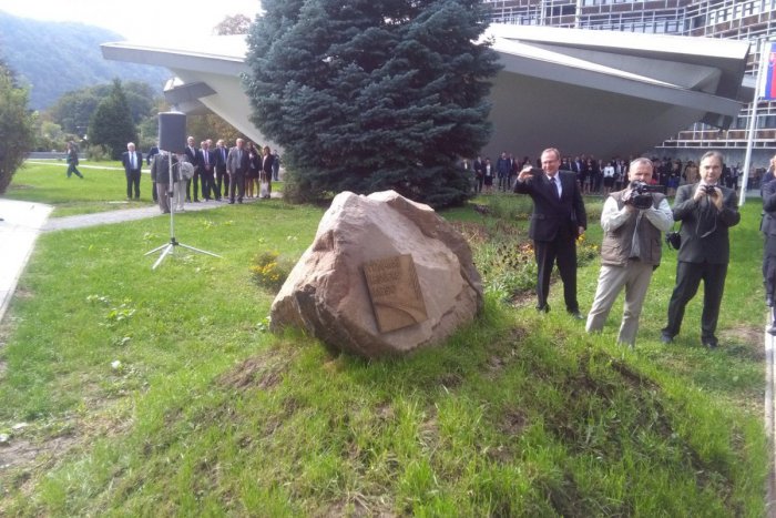 Ilustračný obrázok k článku Veľká pocta pre Technickú univerzitu vo Zvolene. Hrdiť sa môže novým titulom