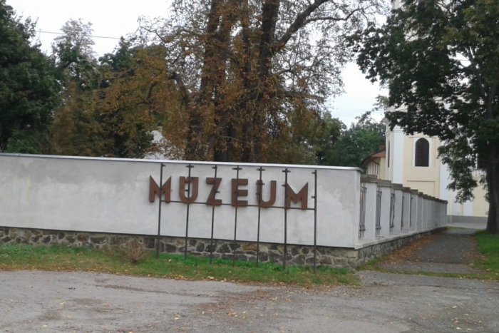 Ilustračný obrázok k článku Zemplínske múzeum v Michalovciach konečne otvára, VIDEO