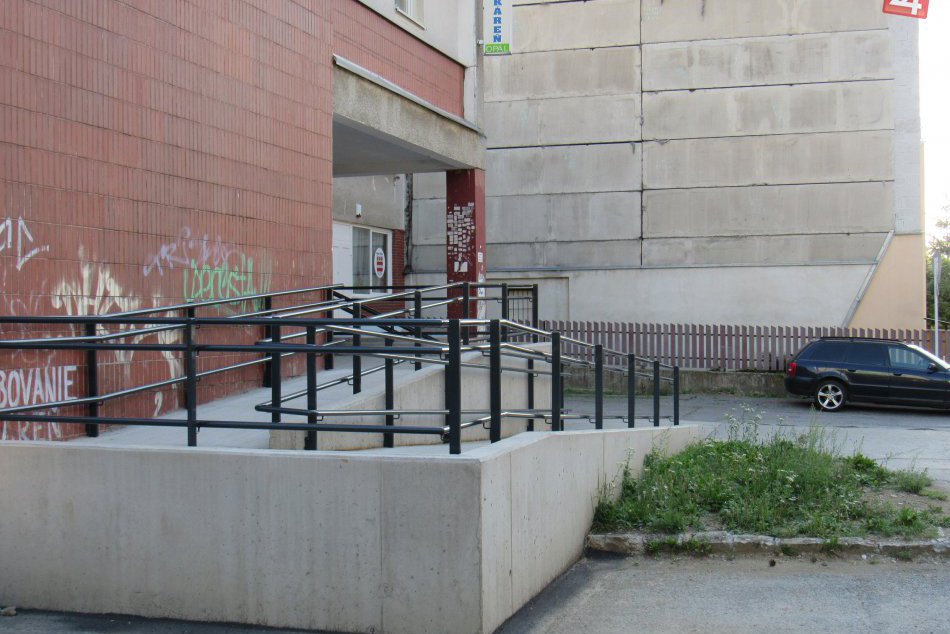 Ilustračný obrázok k článku Opál na Sekčove po rekonštrukcii? Jeden výjav ľuďom bije do očí, FOTO