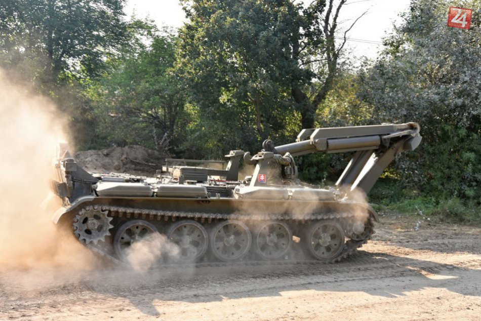 Ilustračný obrázok k článku Ženisti naberajú cenné skúsenosti: Učia sa aj od Američanov zasahujúcich pri hurikáne