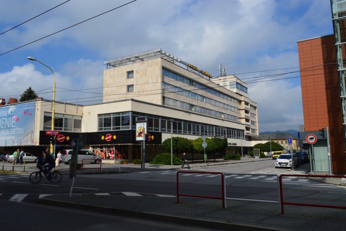 Ilustračný obrázok k článku Žilina rozkvitne do krásy: Jasene na známej ulici nahradí nádherná alej!