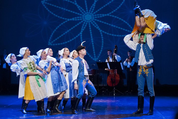 Ilustračný obrázok k článku Tip na podujatie: Zem tancuje a spieva na Horehroní vypredáva Arénu