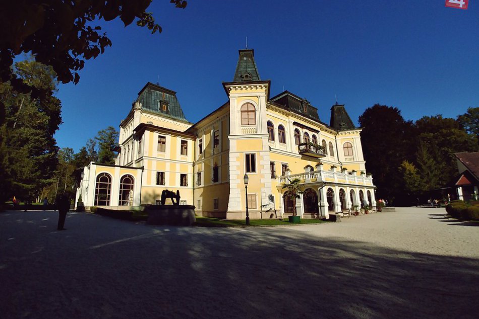 Ilustračný obrázok k článku Jeseň rozžiarila Betliar v plnej kráse: FOTO a VIDEO