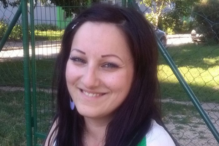 Ilustračný obrázok k článku Z krajčírky pedagogička a nádejná spisovateľka. Mladá Tornaľčanka píše strhujúci román