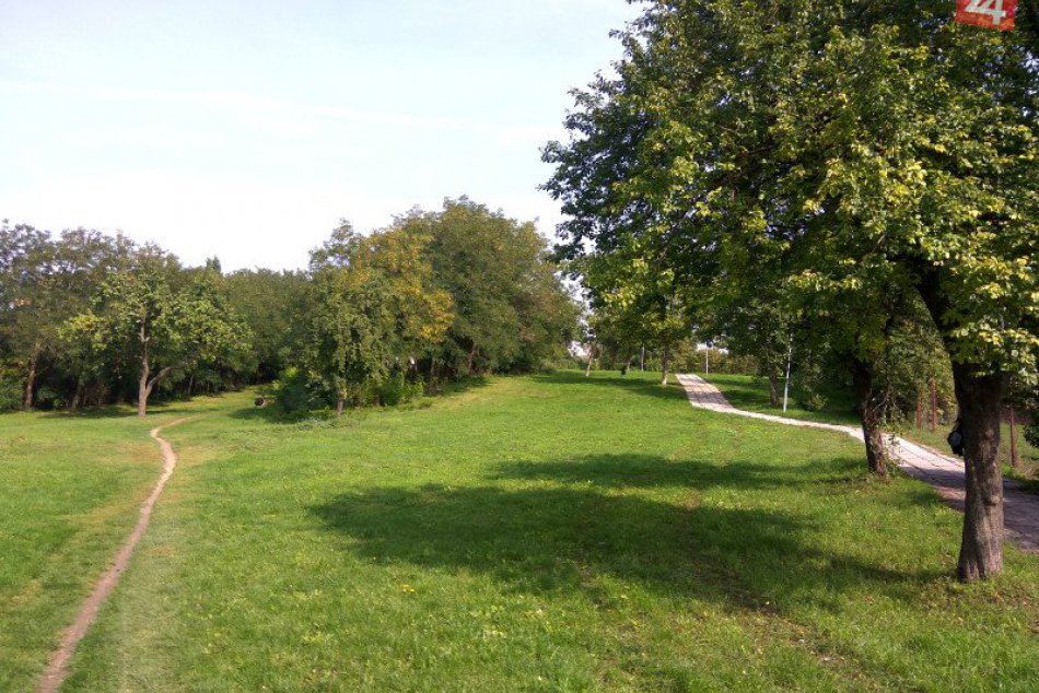 Ilustračný obrázok k článku V centre Nových Zámkov možno vznikne zelené údolie: Na návrhoch pracujú študenti