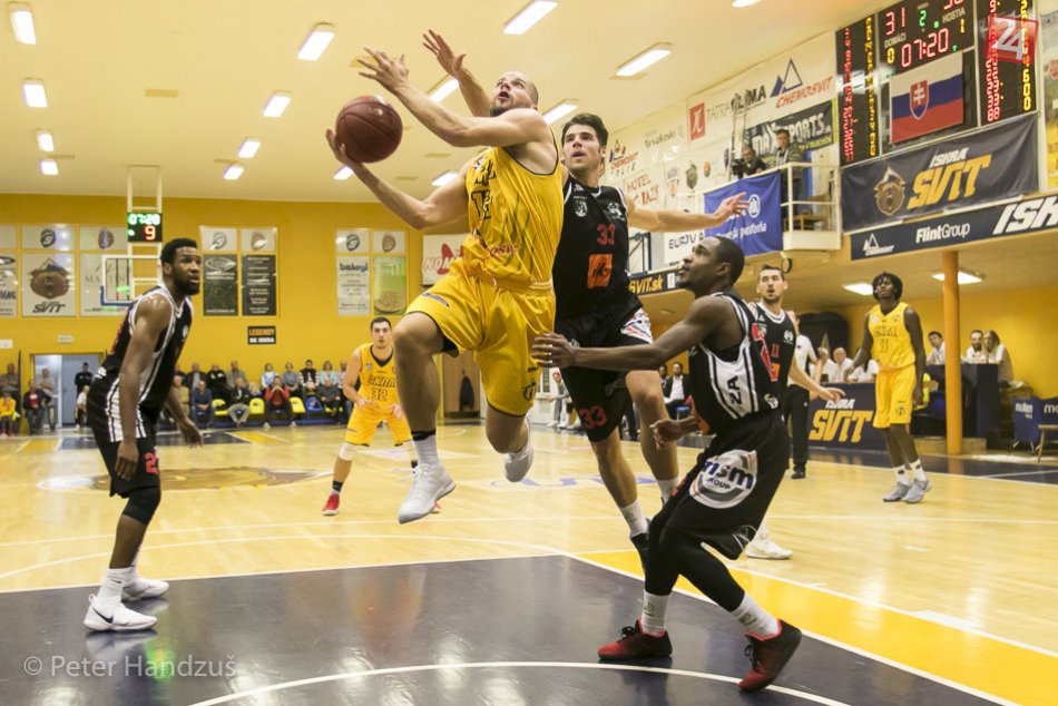 Ilustračný obrázok k článku Prvý domáci zápas sa Iskre vydaril: Padla stovka a skalp Prievidze