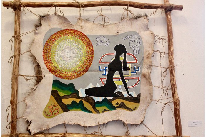 Ilustračný obrázok k článku Maľuje na kožu divých zvierat. Edward O’Toole