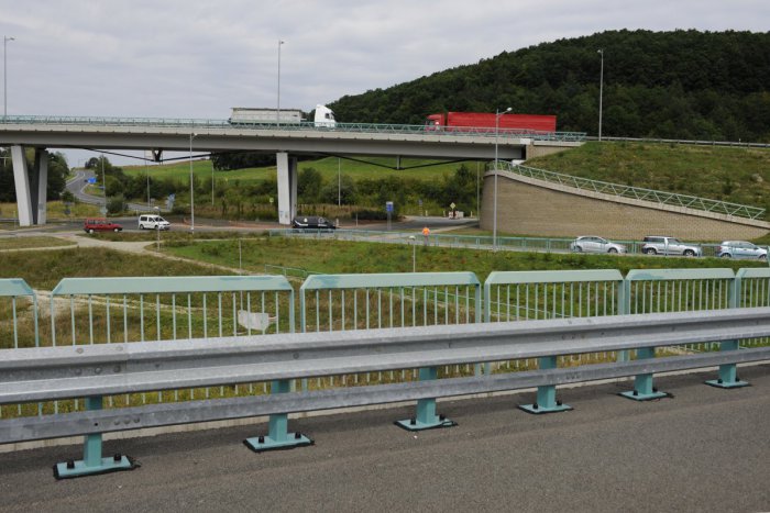 Ilustračný obrázok k článku Motoristi, nové info: Dostavba križovatky Prešov, západ je oficiálne ukončená!