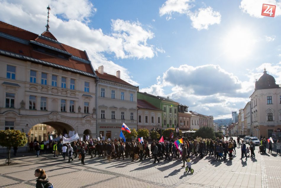 Ilustračný obrázok k článku Posledný októbrový víkend predo dvermi. Ako ho môžete prežiť v Bystrici?