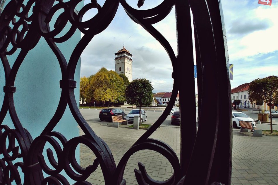 Ilustračný obrázok k článku Rožňava už hýri farbami: FOTKY, ktoré vás naladia na jesennú nôtu