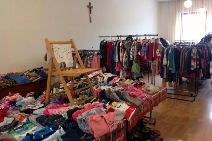 Ilustračný obrázok k článku Vymeňte obsah šatníka za pár eur. V Bystrici zažijeme burzu oblečenia