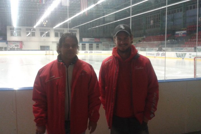 Ilustračný obrázok k článku Sériu prehier tréneri Považskej neustáli: Nové metly hneď na úvod zametali