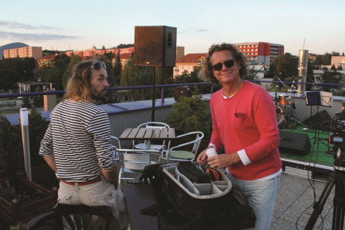 Ilustračný obrázok k článku Nakrúcali ho štyri roky: Veľká spoveď tvorcov filmu o prešovskej hudobnej scéne