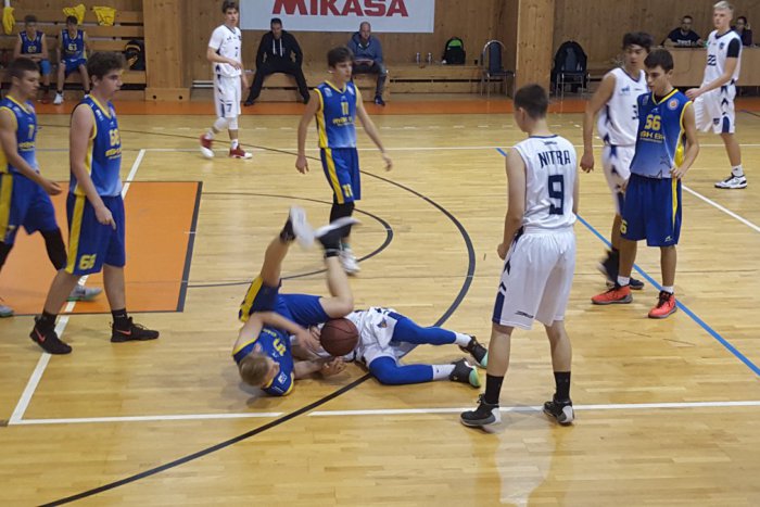 Ilustračný obrázok k článku Robili čo mohli: Žiarskych kadetov zvalcovali starší a silnejší súperi, FOTO