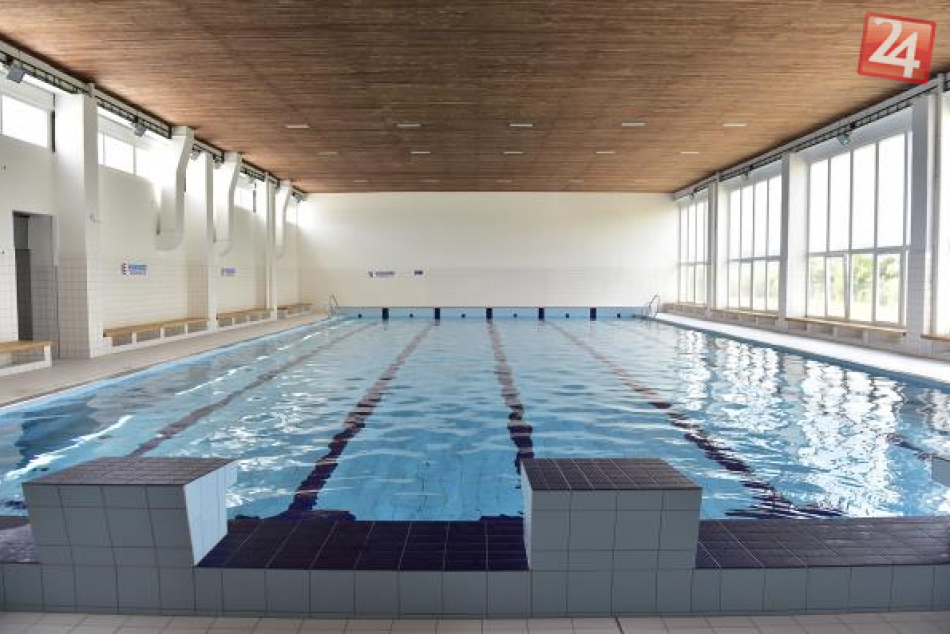 Ilustračný obrázok k článku Plaváreň Na pántoch môže využívať už aj verejnosť. Račania majú vstup za polovicu