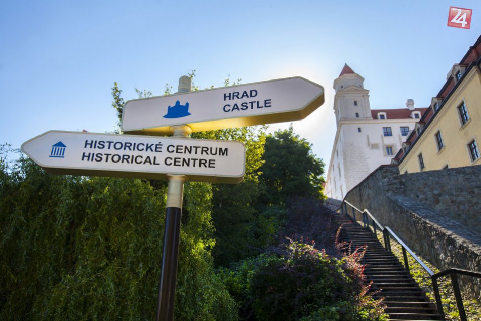 Ilustračný obrázok k článku Viete, kde v Bratislave postavili pamiatkari hodinový hotel pre hady?