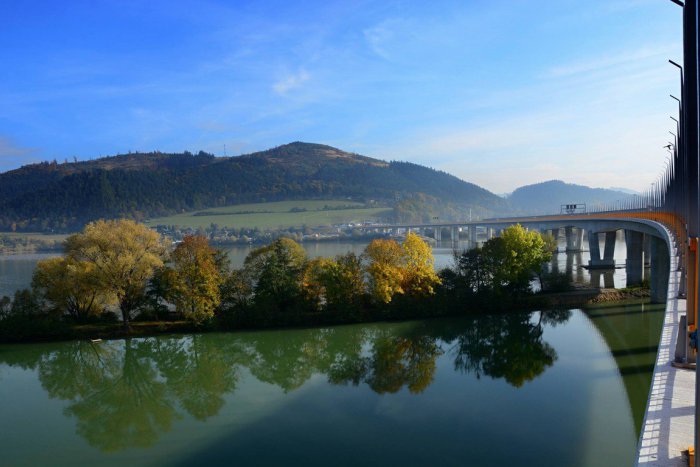 Ilustračný obrázok k článku Sledujte tú nádheru: Tomáš nafotil Považský Chlmec s neuveriteľným citom