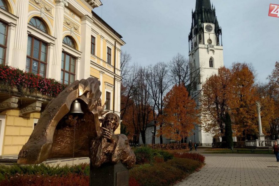 Ilustračný obrázok k článku FOTO: Toto dokáže pani príroda. Novovešťanov vonku tešia krásne jesenné výjavy