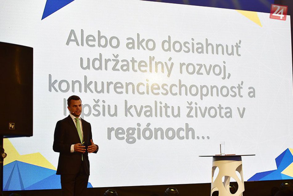 Ilustračný obrázok k článku Nové Zámky chcú byť členom Smart Cities klubu: Poslanci už schválili vstup