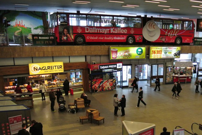 Ilustračný obrázok k článku Ikarusy zo starej autobusovej stanice na Nivách neskončia v šrote