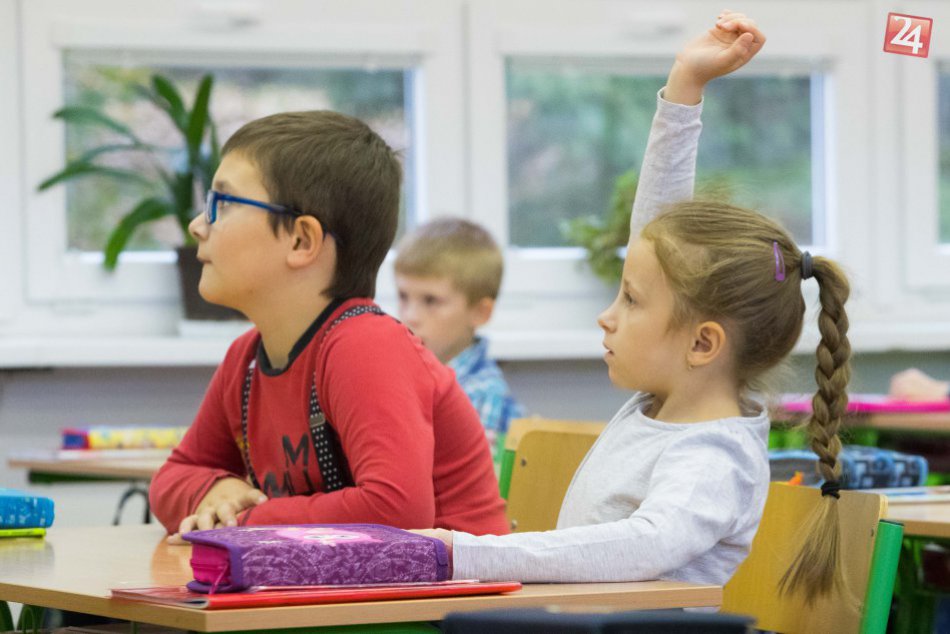 Ilustračný obrázok k článku FOTO: O žiakov núdza nebude. Prvé ročníky ZŠ Bakossa naplnia aj deti z novej MŠ