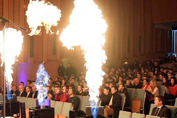 Ilustračný obrázok k článku Deň otvorených dverí na TUKE: O techniku sa zaujímali tisícky stredoškolákov, FOTO