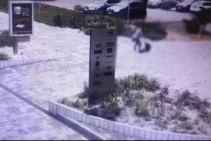 Ilustračný obrázok k článku VIDEO: Krutosť matky, ktorá hodila svoje dieťa o zem, má dohru