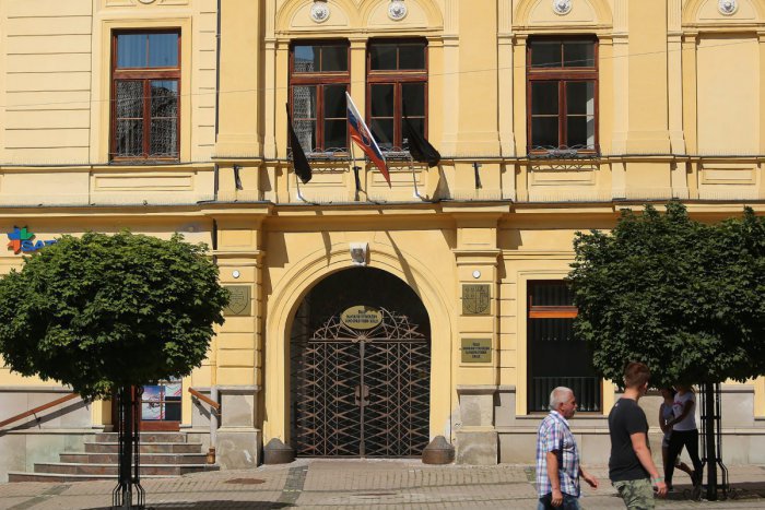 Ilustračný obrázok k článku Ďalší traja kandidáti na župana sa vzdali kandidatúry! Každý v prospech iného