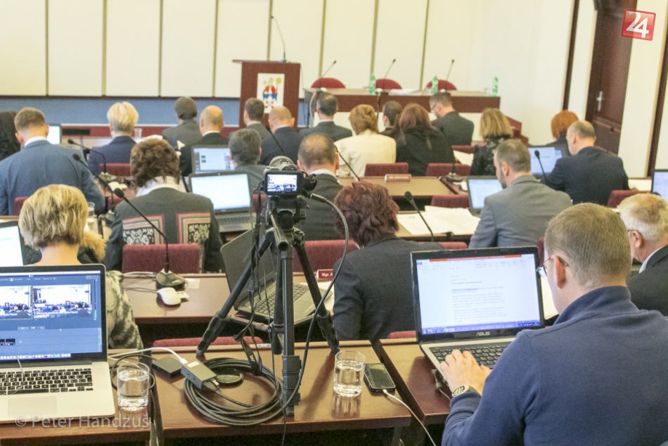 Ilustračný obrázok k článku Zoznam popradských kandidátov na poslancov do MsZ: Je ich viac než dosť!