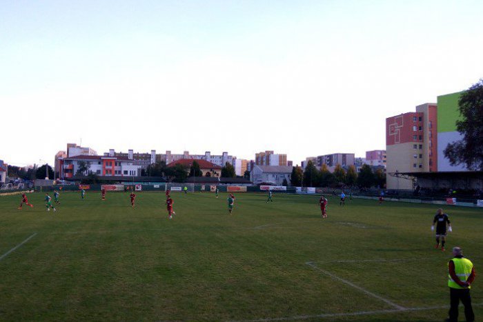 Ilustračný obrázok k článku Futbalistom Zámkov i ich kolegyniam sa darilo: Svojich súperov jasne porazili