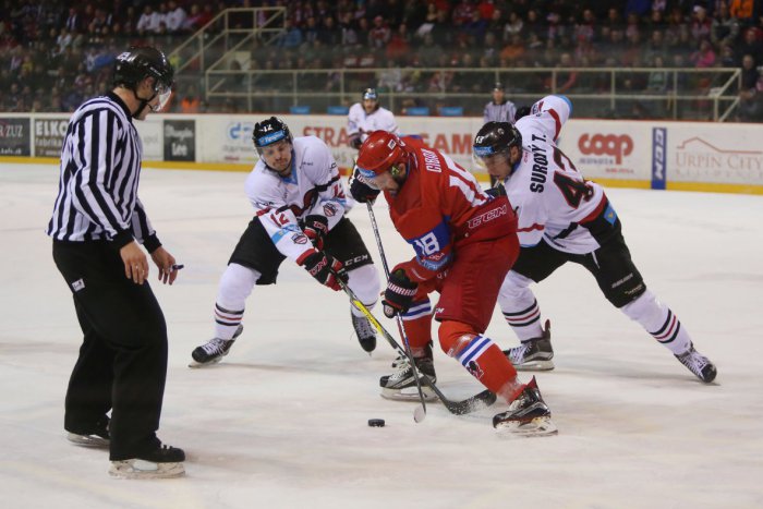 Ilustračný obrázok k článku Dramatický zápas baranov na Liptove. Víťazstvo si vybojovali až v predĺžení