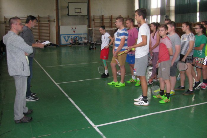 Ilustračný obrázok k článku Majstrovstvá okresu v bedmintone žiakov a žiačok: Ako to dopadlo?