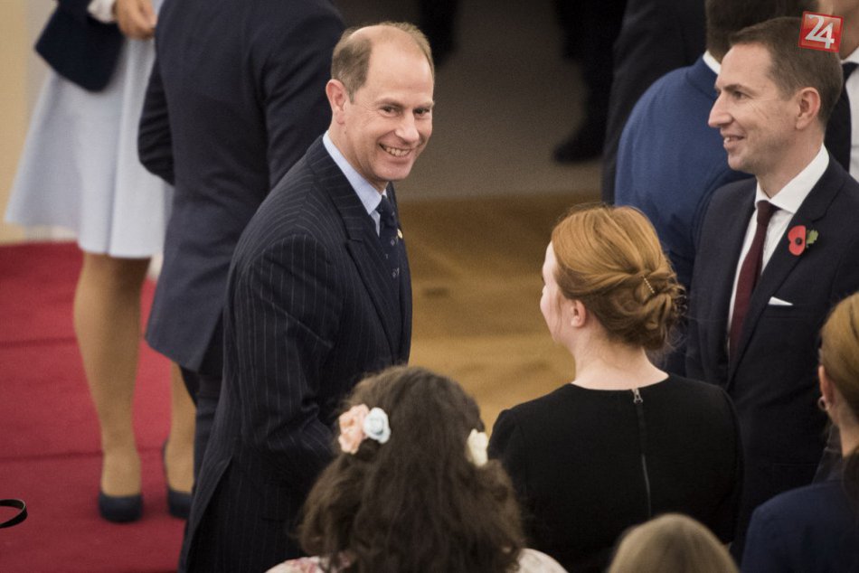 Ilustračný obrázok k článku Na toto sa nezabúda: Mladí Slováci si prevzali ceny a stretli sa s princom Edwardom