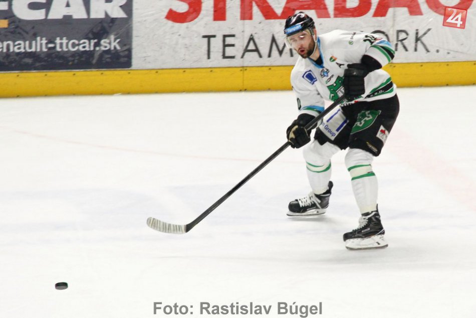 Ilustračný obrázok k článku Novozámčania ťahajú sériu domácich duelov: Gladiátori z Trnavy boli nad ich sily