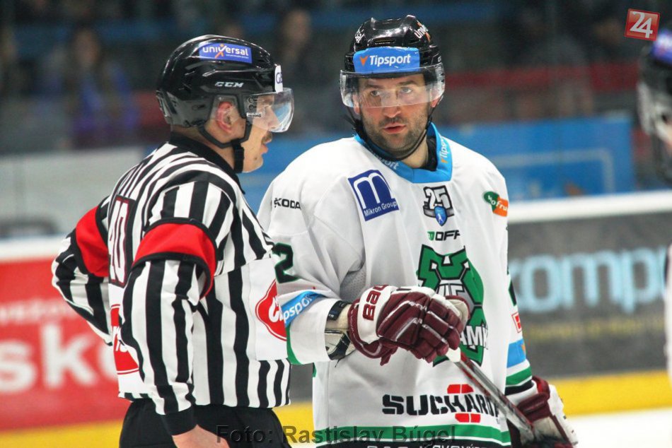 Ilustračný obrázok k článku Novozámčania privítali hráčov Dubnice: O výsledku rozhodlo predĺženie