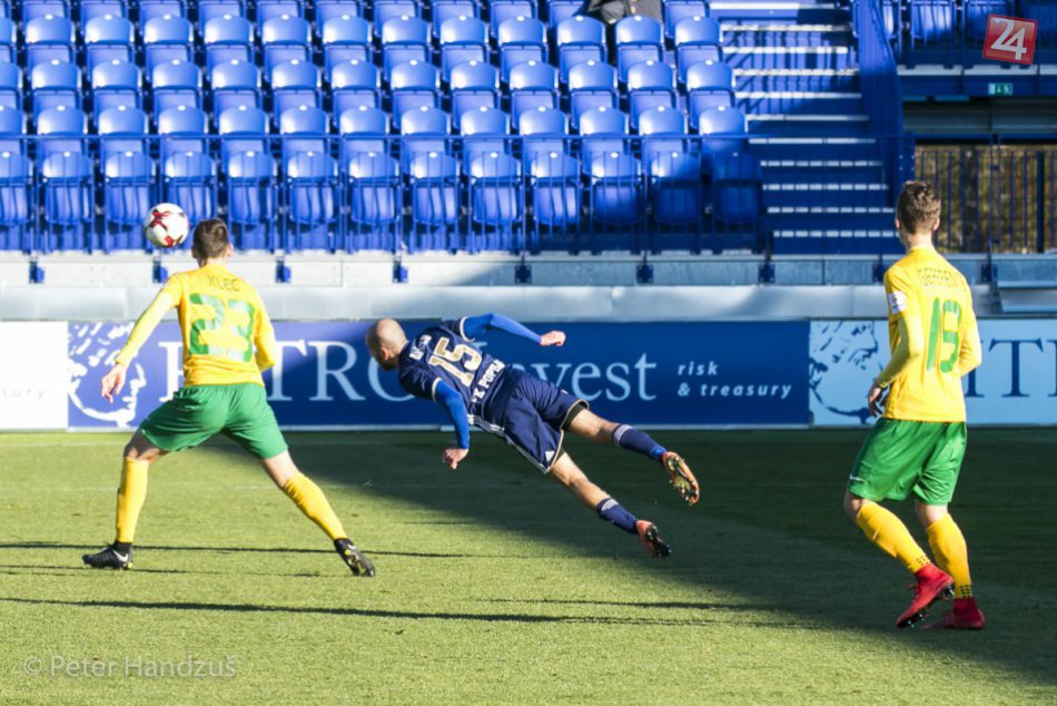 Ilustračný obrázok k článku Popradskí futbalisti si so žilinskou rezervou body spravodlivo rozdelili