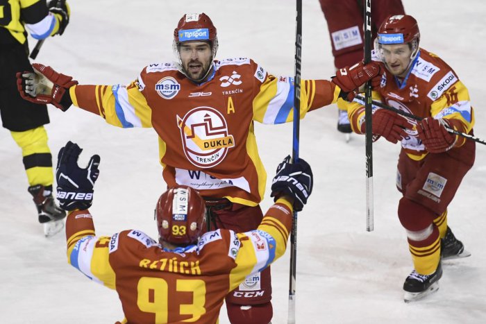 Ilustračný obrázok k článku Tipsport liga v kocke: Trenčín stále na čele, majster zdolal vicemajstra