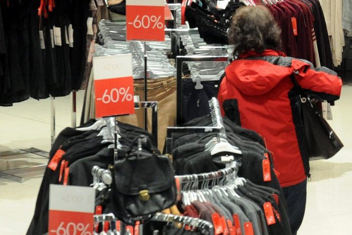 Ilustračný obrázok k článku Jana (30) má malér: Čo všetko malo chýbať v považskobystrickom obchoďáku?