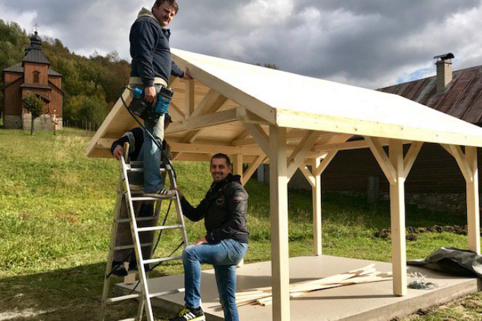 Ilustračný obrázok k článku Udialo sa u susedov