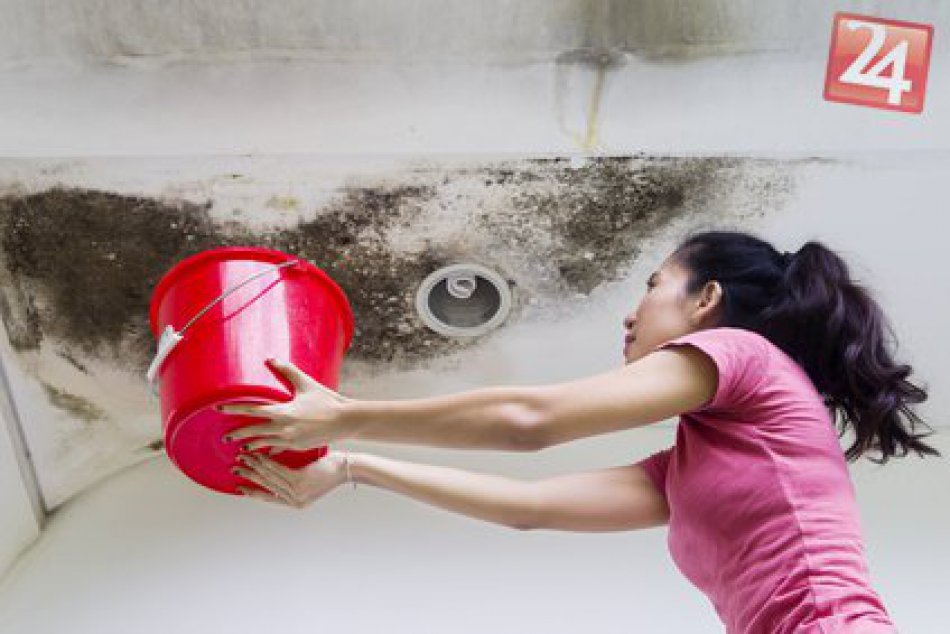 Ilustračný obrázok k článku Takmer polovicu porúch šikmých striech spôsobujú nesprávne doplnky