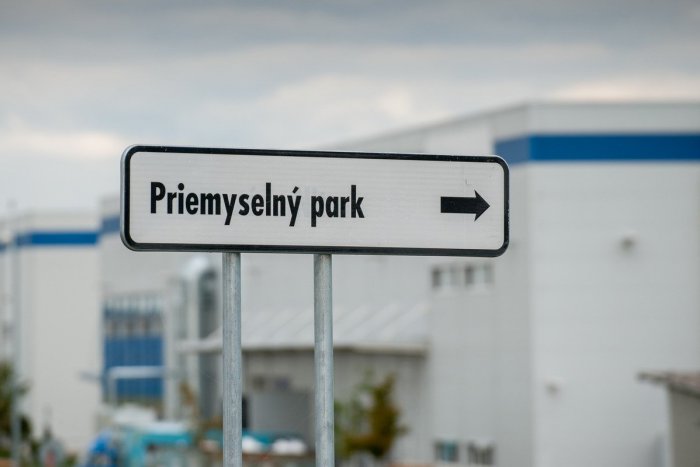 Ilustračný obrázok k článku Problémy s plánovanou ubytovňou v priemyselnom parku: Zámer vrátia na Okresný úrad