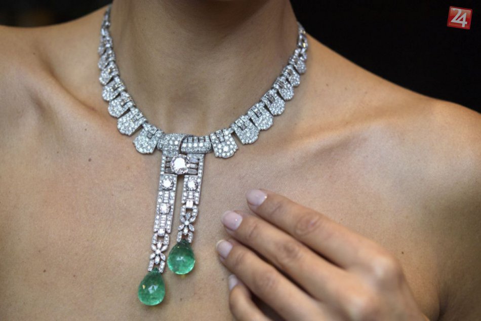 Ilustračný obrázok k článku KURIOZITA DŇA: V Ženeve sa bude dražiť, ponúknu aj vzácny náhrdelník
